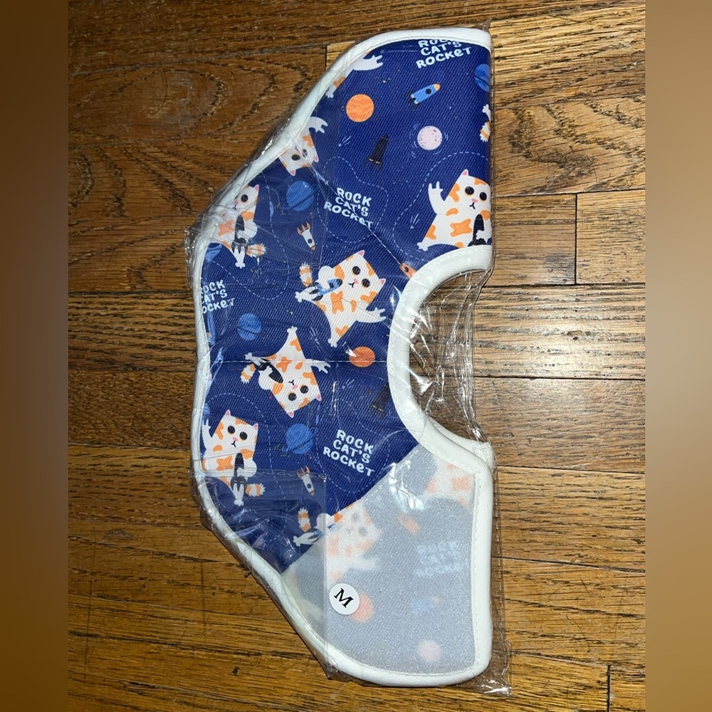 Medium Sized Blue Cat Cone